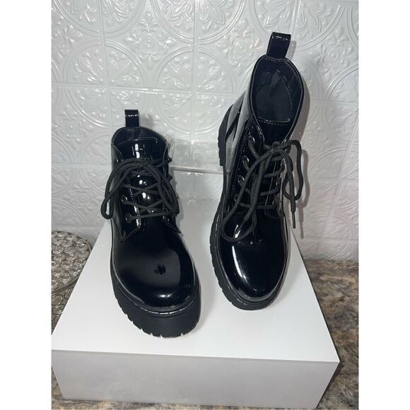 NWT Halston Lagos Boots - Picture 2 of 7